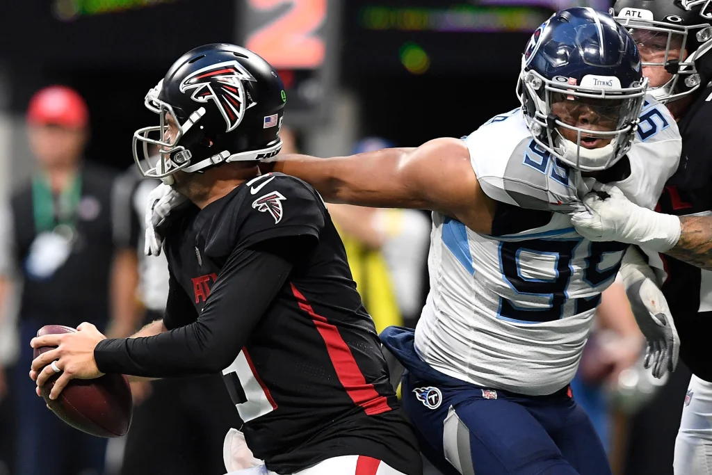 Tennessee Titans Linebacker Rashad Weaver