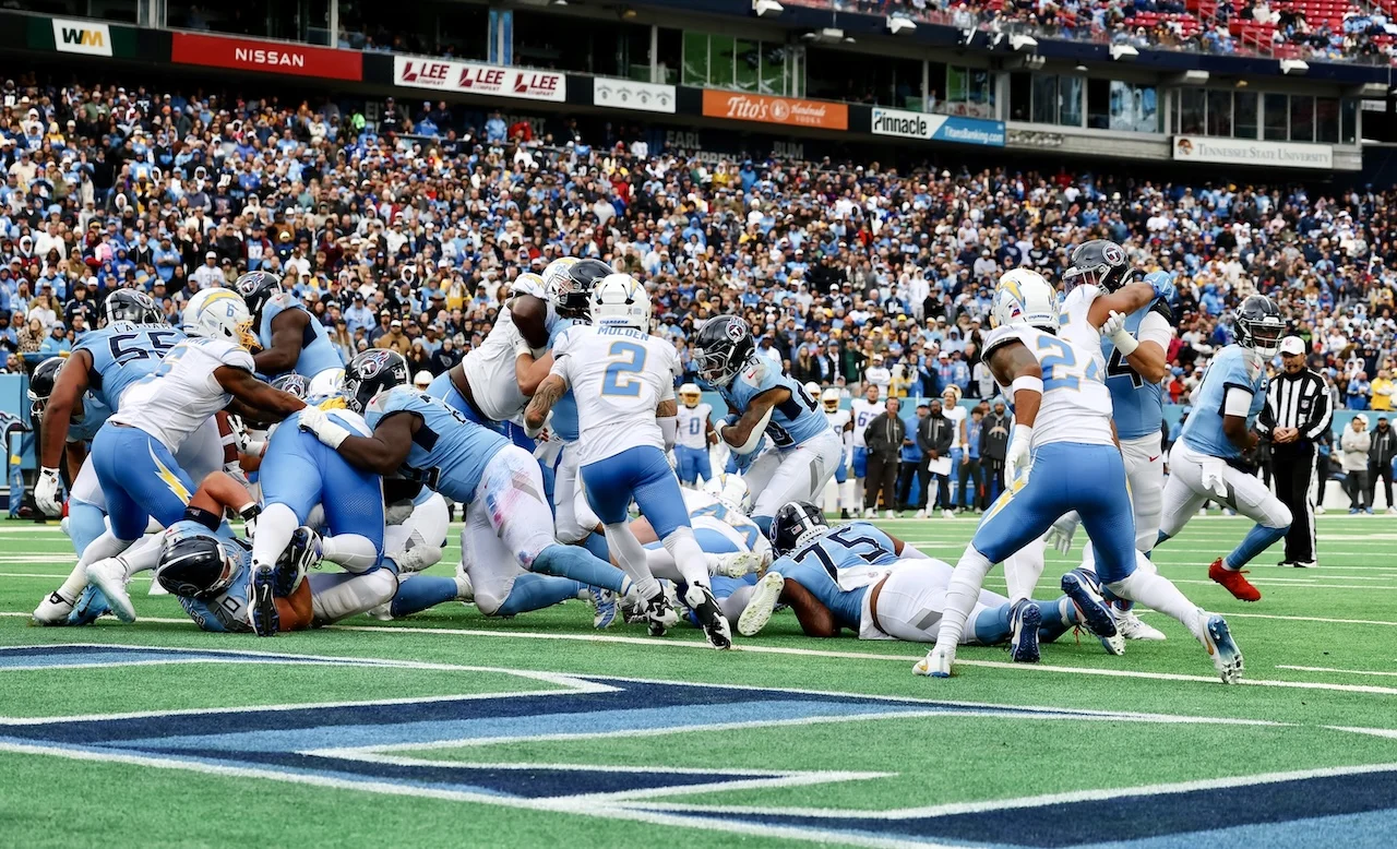 Tony Pollard stopped on fourth down