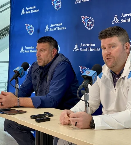 Mike Vrabel and Jon Robinson