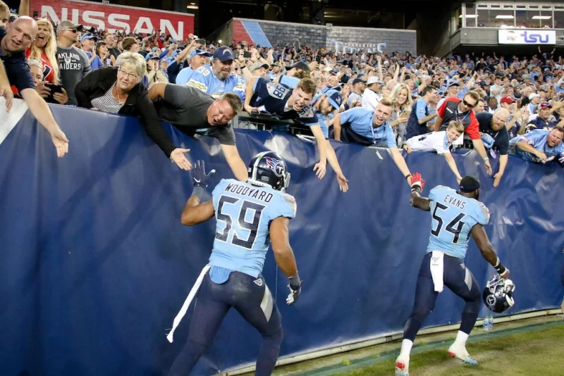 WoodyardEvansCelebrateChargers