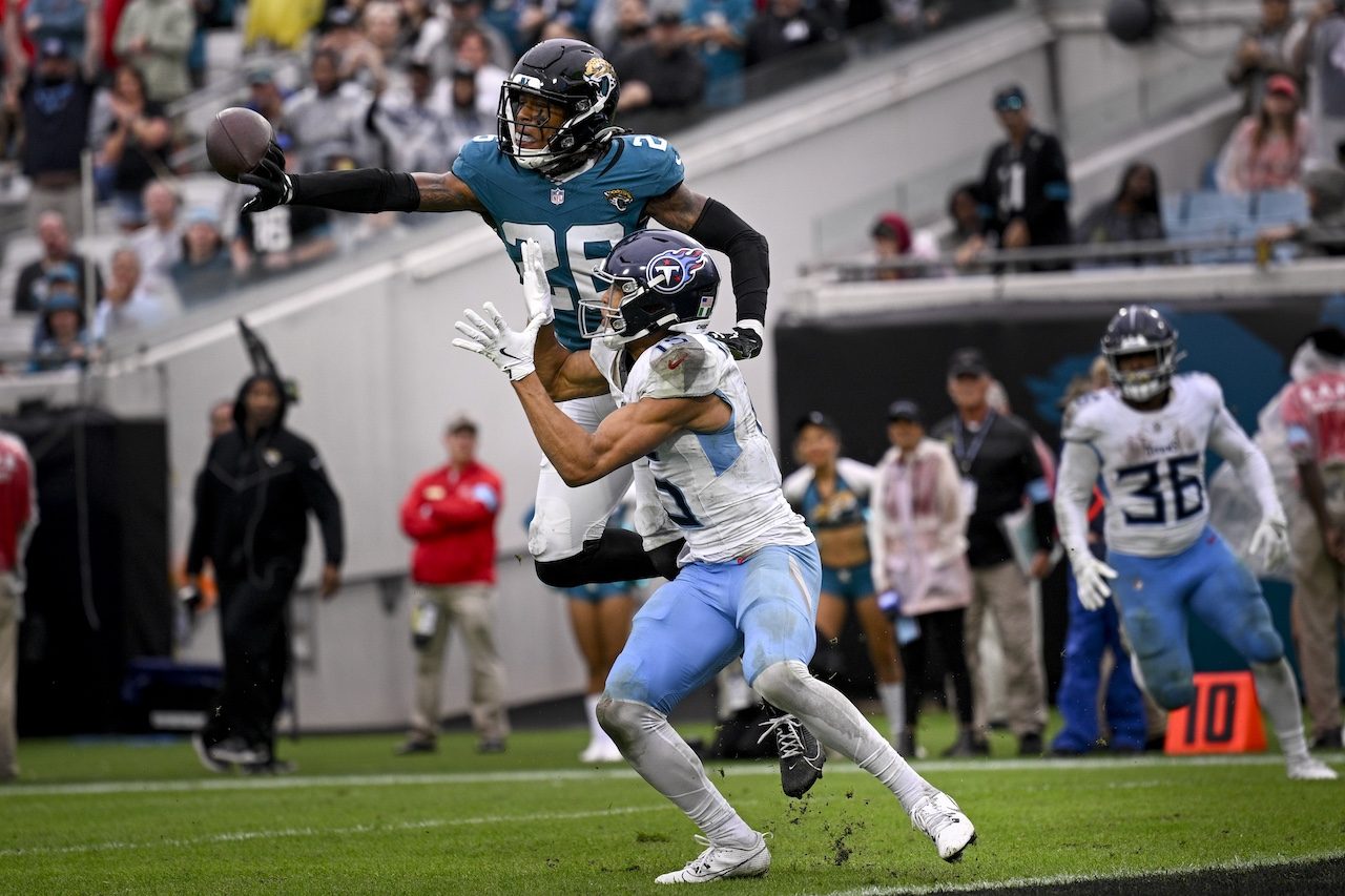 Titans' Faith, Lessons Hard to Believe After Loss No. 13
