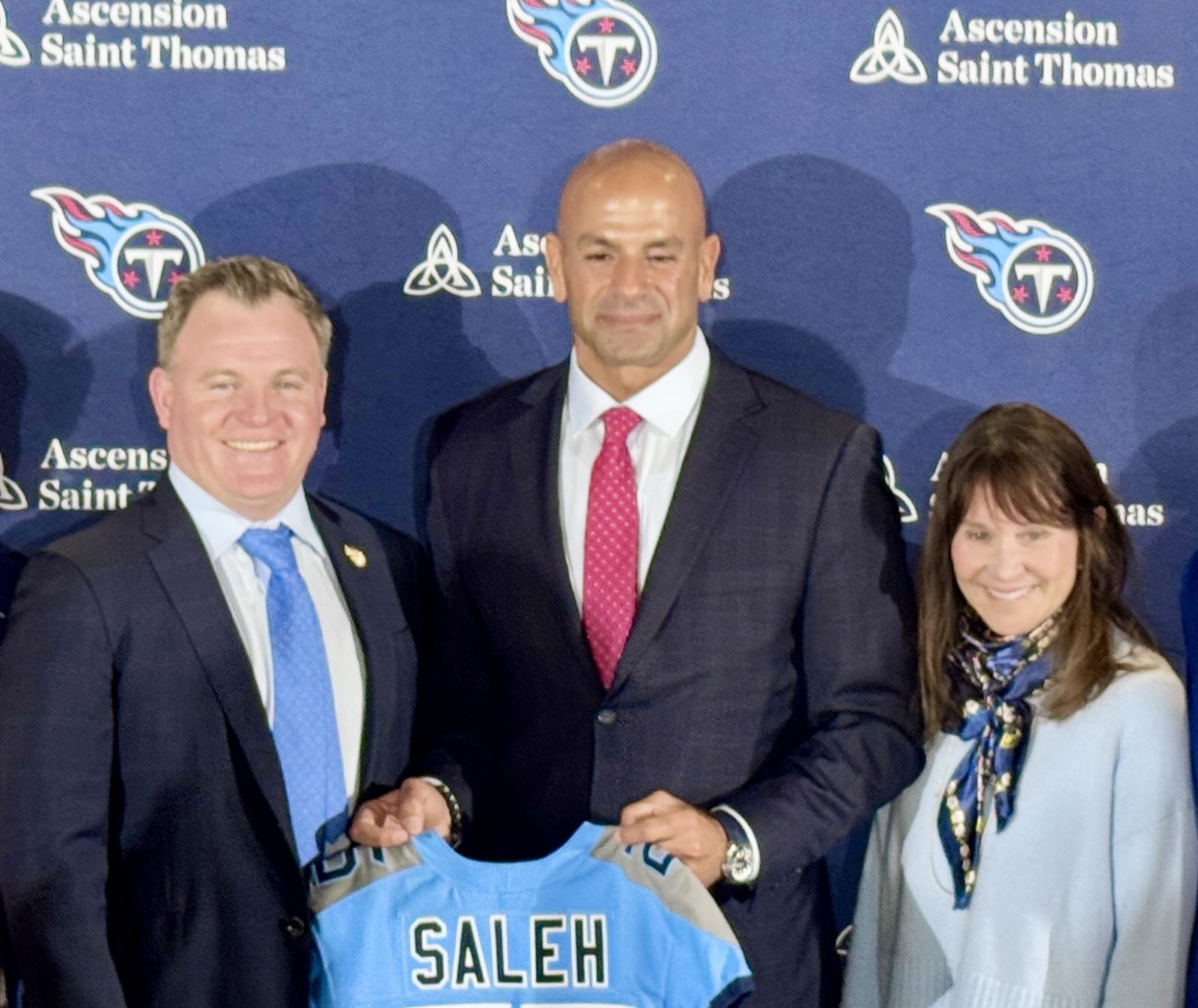 What Robert Saleh Could — and Couldn’t — Know About the Titans Before Taking the Job
