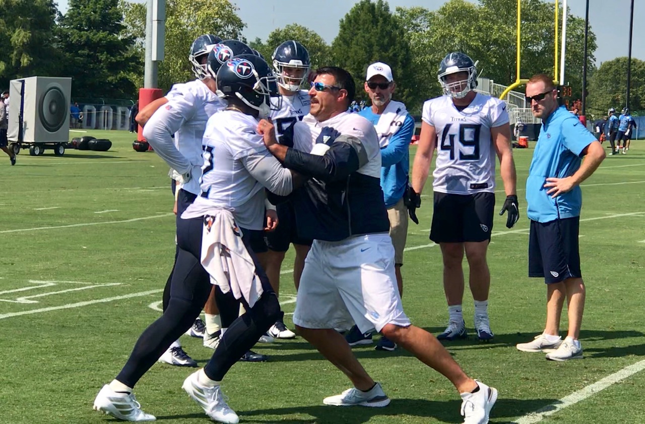 Tracking Mike Vrabel's movement as he watched Sunday's practice unfold